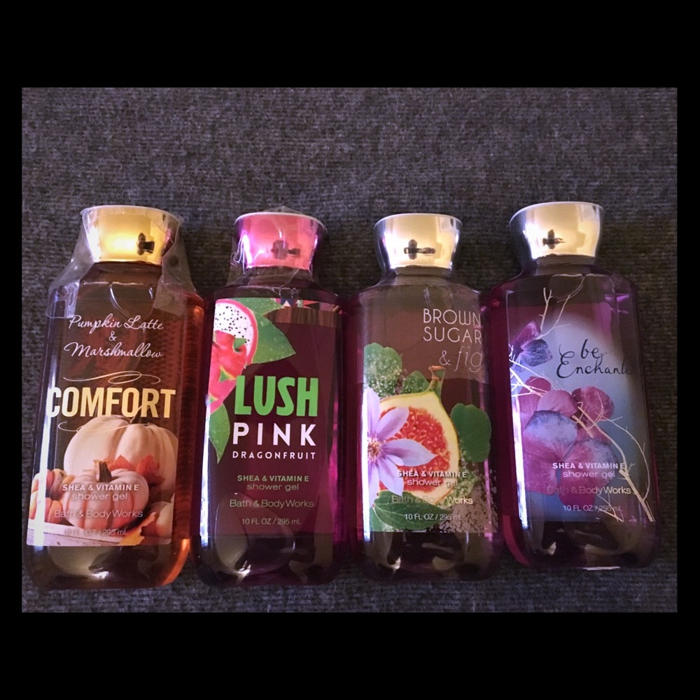Lot of 4 Bath and BodyWorks Shower Gels
